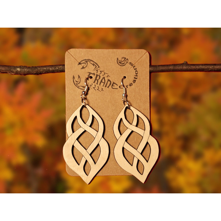 Boucles d’oreilles en bois torsadées