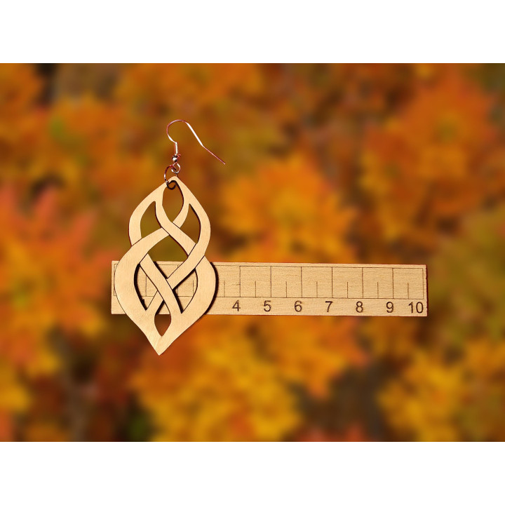 Boucles d’oreilles en bois torsadées