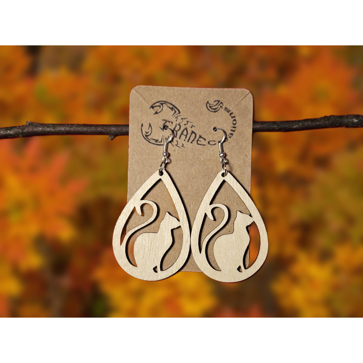 Boucles d’oreilles en bois – Chat stylisé
