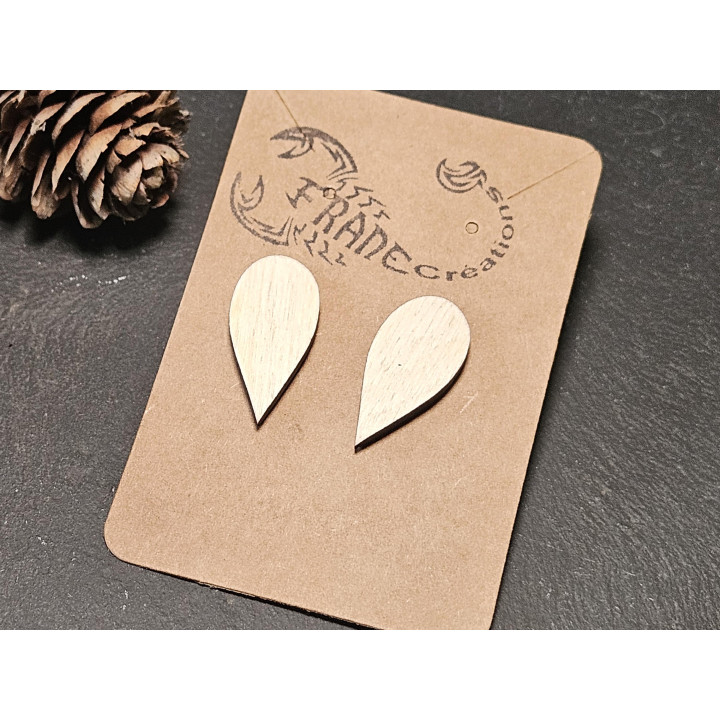 Boucles d’oreilles puces goutte en bois – petites boucles minimalistes légères