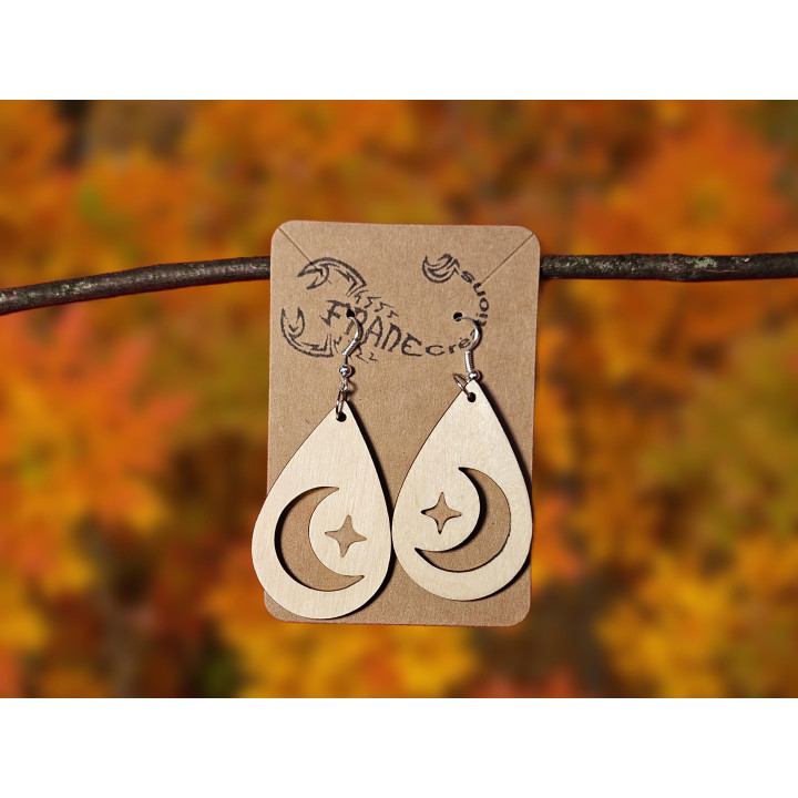 Boucles d'oreilles goutte lune et étoile en bois naturel