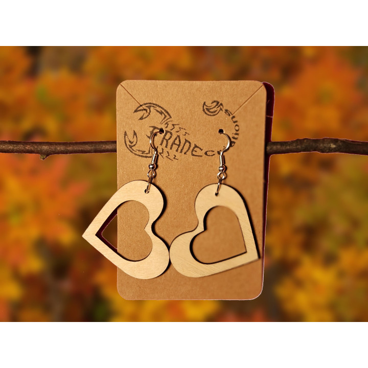 Boucles d'oreilles cœur ajouré bois naturel