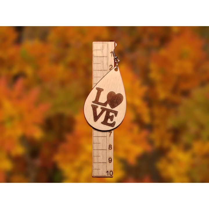 Boucles d'oreilles LOVE bois naturel